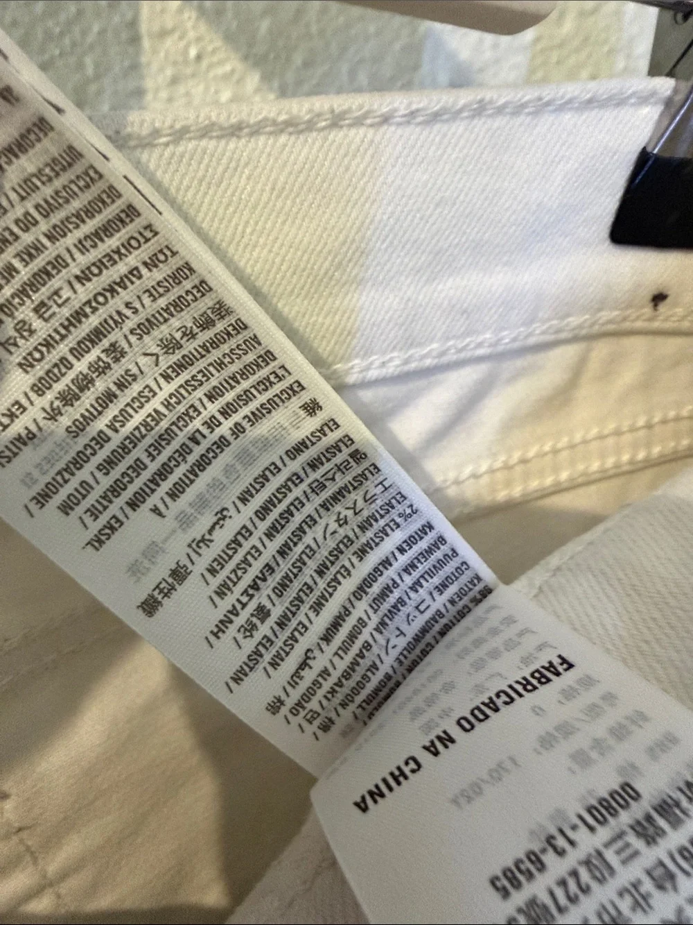 Abercrombie & Fitch White Distressed Denim Short Shorts